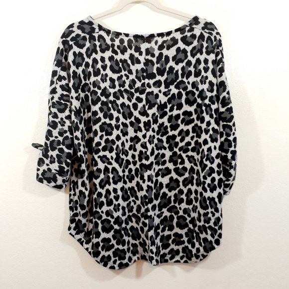 Animal print top - Picture 2 of 5